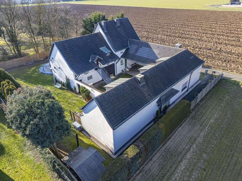 Haus zum Kaufen in Bonn 895.000 € 193 m²