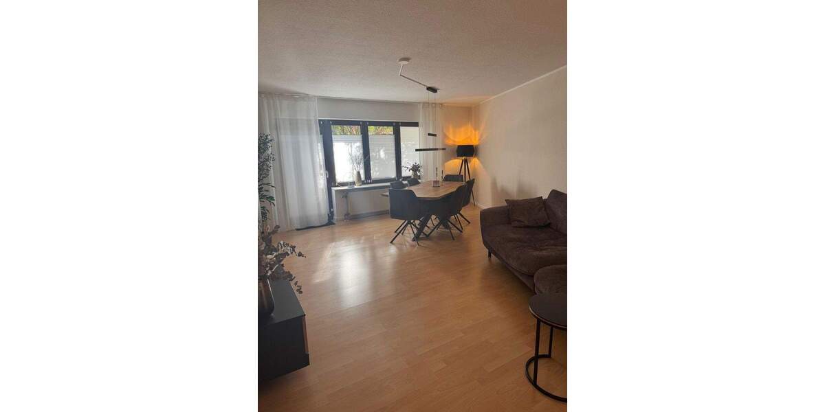 Etagenwohnung Hennef - 3 Zimmer, 103 m&sup2;, 375.000&euro; | Angebot:25804005