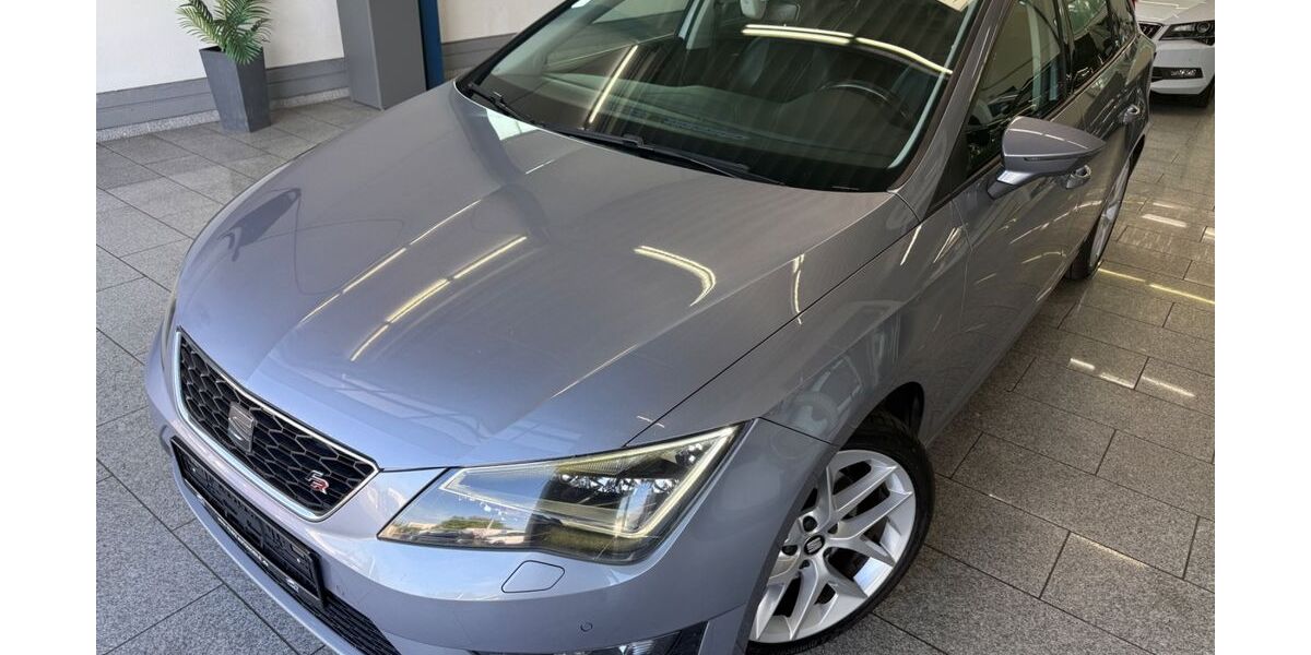 Seat Leon 176.631 km 10.444 &euro; Köln 50829