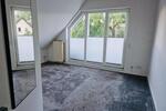 Dachgeschoßwohnung Bergisch Gladbach Gronau - 3 Zimmer, 78 m&sup2;, 1.050&euro; | Angebot:24752623