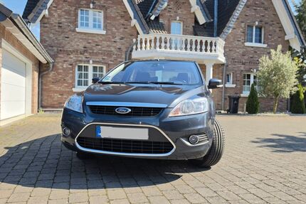 Ford Focus 58.000 km 6.300 &euro; Niederkassel 53859