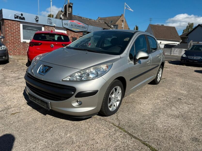 Peugeot 207 186.000 km 1.699 € Euskirchen 53881