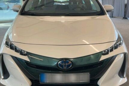 Toyota Prius 125.000 km 17.990 &euro; Oberwinter 53424