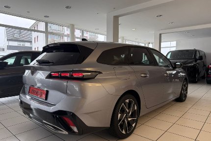 Peugeot 308 46.000 km 18.750 &euro; Köln 51149