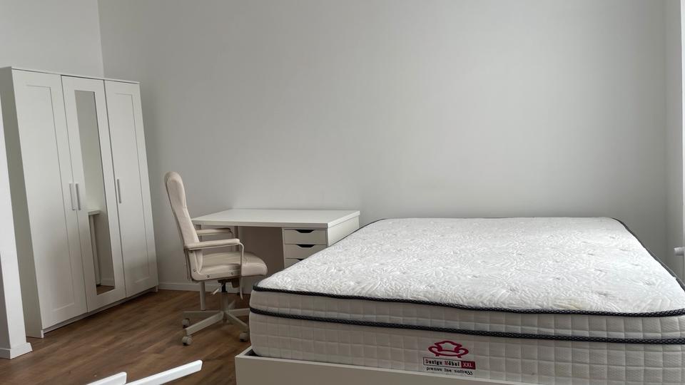 Etagenwohnung Bonn Gronau - 1 Zimmer, 20 m&sup2;, 750&euro; | Angebot:26131965