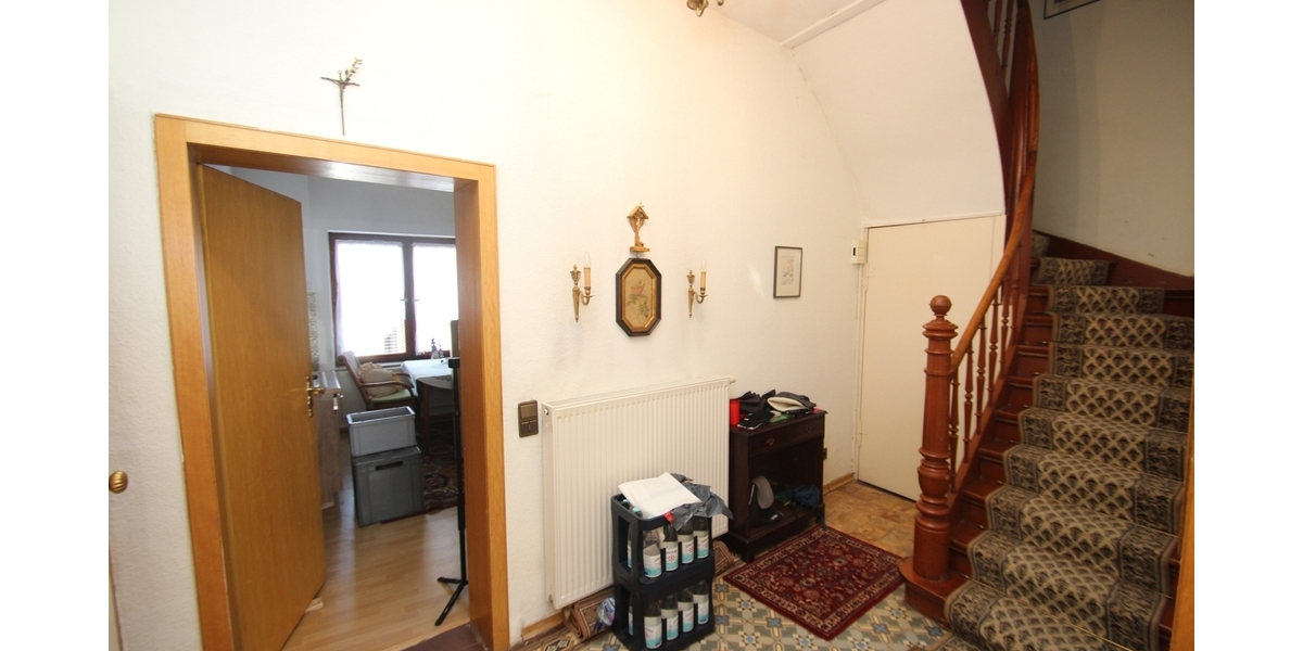 Mit 3D: Altbaujuwel mit Geschichte und großem Potenzial – ca. 160 m² Wohnfläche in Bonn-Lannesdorf - Reihenhaus Bonn Lannesdorf | Angebot:27178356