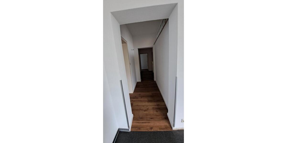 Erdgeschoßwohnung Bonn Hardtberg - 4 Zimmer, 100 m&sup2;, 2.150&euro; | Angebot:25824139