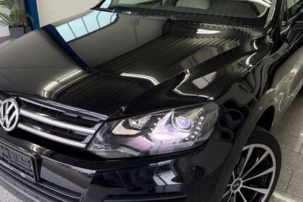 VW Touareg 153.705 km 17.790 € Köln 50829