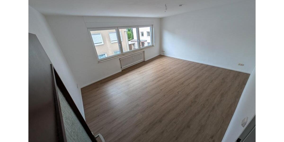 Etagenwohnung Bonn Lannesdorf - 3 Zimmer, 101 m&sup2;, 1.050&euro; | Angebot:26423155