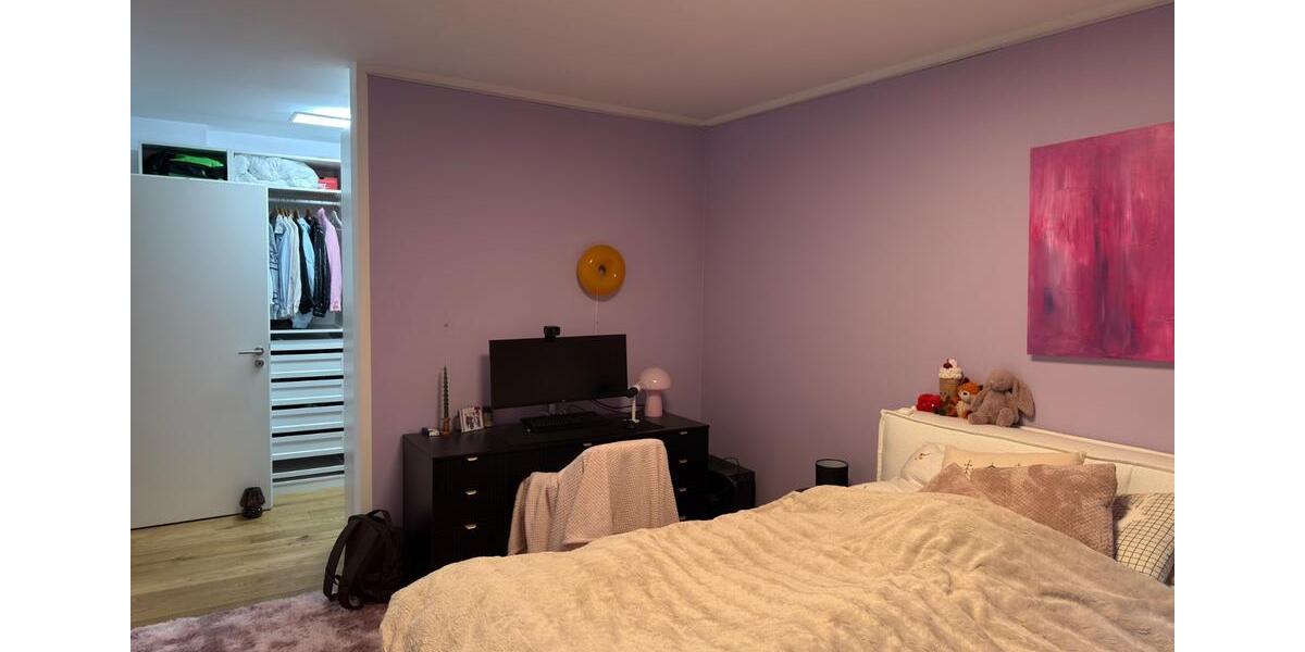 Erdgeschoßwohnung Bergisch Gladbach Frankenforst - 3 Zimmer, 130 m&sup2;, 2.080&euro; | Angebot:24717255