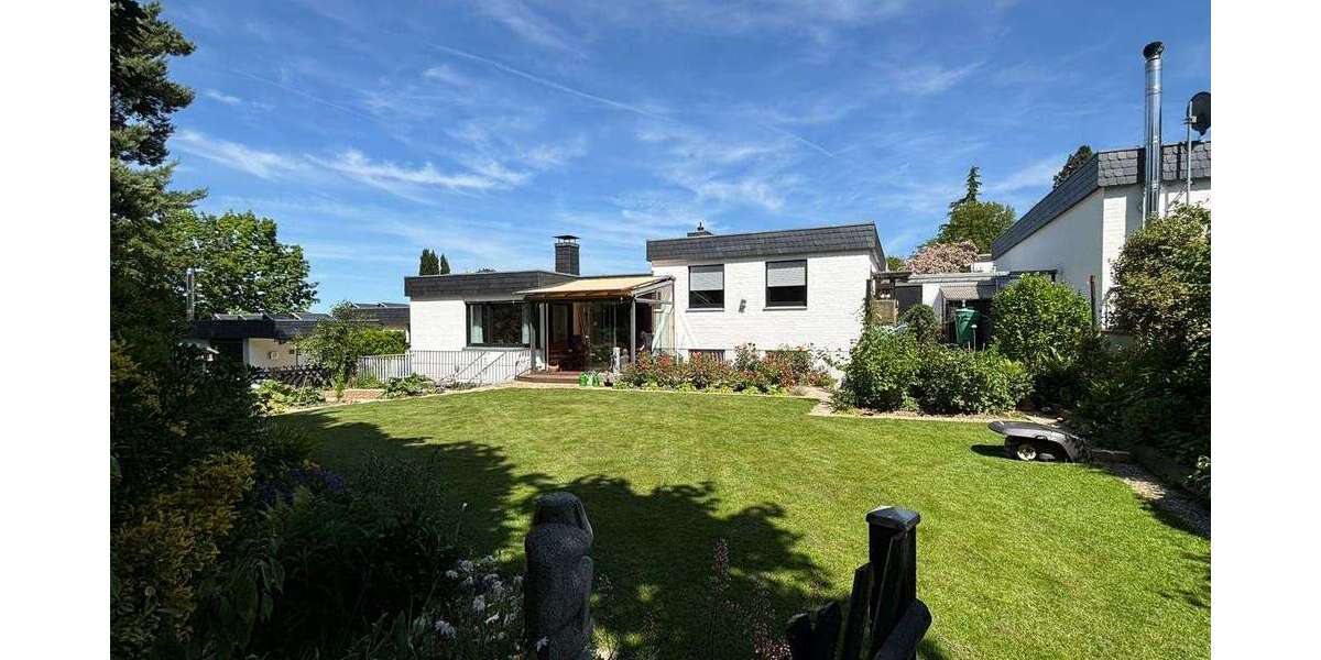 Einfamilienhaus Bonn Hardtberg - 6 Zimmer, 124 m&sup2;, 500.000&euro; | Angebot:26913429