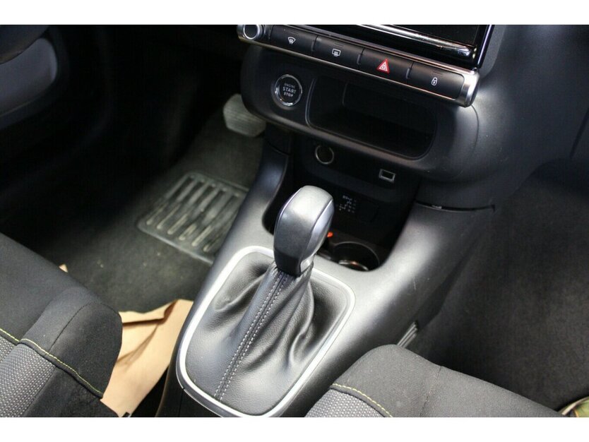 Citroen C3 PureTech 110 EAT6 Shine Pack 55.115 km 14.980 € Euskirchen 53881