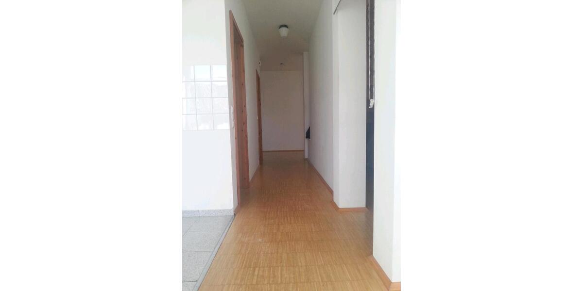 Maisonettenwohnung Königswinter - 3 Zimmer, 126 m&sup2;, 1.300&euro; | Angebot:25589850