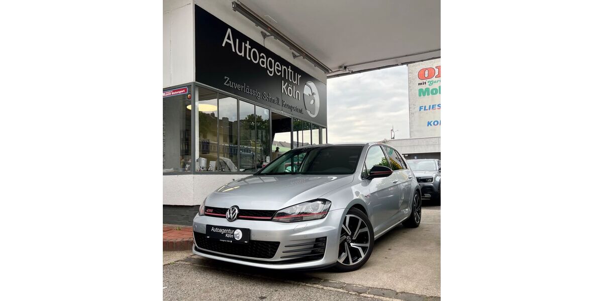 VW Golf 235.000 km 9.490 &euro; Köln 51067