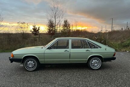 Audi 100