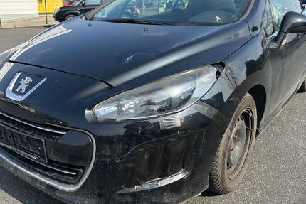 Peugeot 308 128.422 km 3.590 € Weilerswist 53919