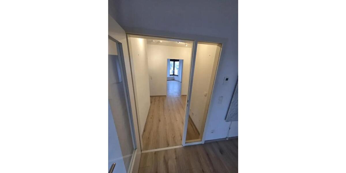 Etagenwohnung Meckenheim - 3 Zimmer, 82 m&sup2;, 899&euro; | Angebot:24804499