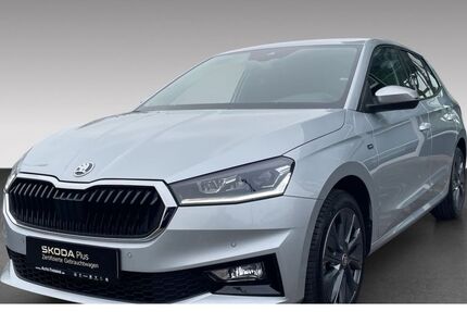 Skoda Fabia 8.800 km 23.880 &euro; Bonn 53227