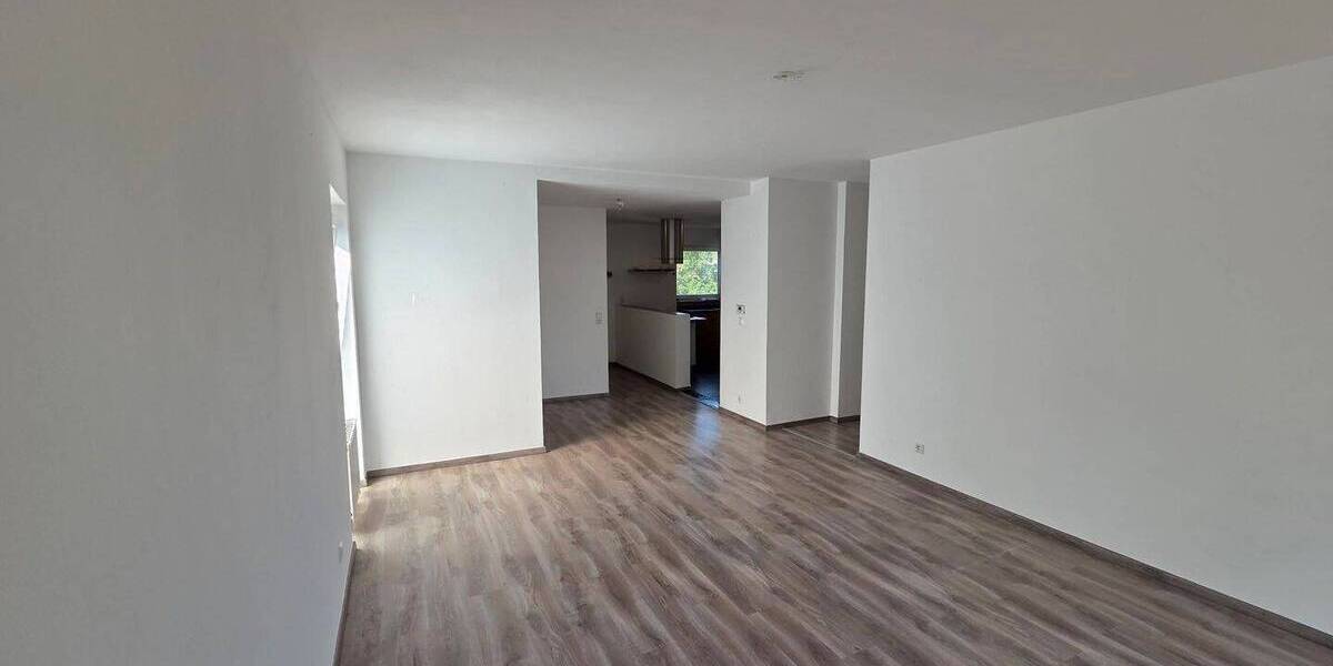 Etagenwohnung Hennef (Sieg) Hennef - 3 Zimmer, 85 m&sup2;, 285.000&euro; | Angebot:26583288