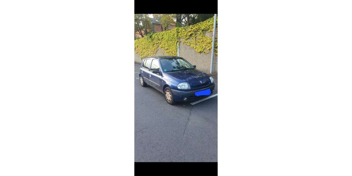 Renault Clio 124.000 km 3.890 &euro; Siegburg 53721