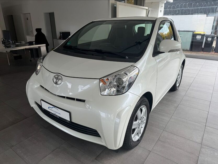Toyota IQ 121.183 km 6.900 € Bonn 53175