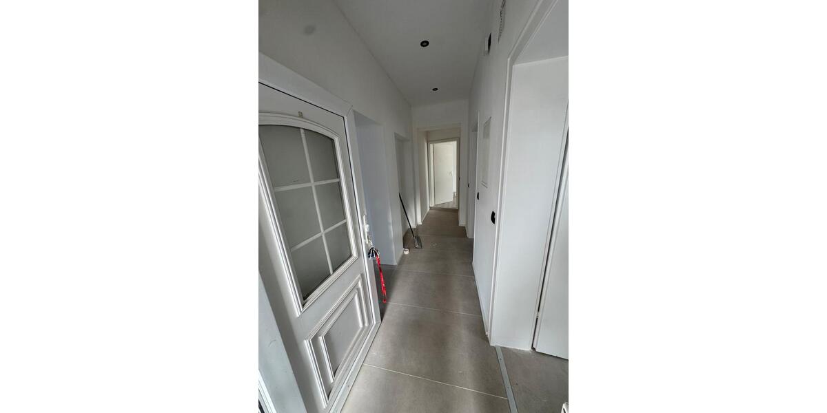 Etagenwohnung Hennef (Sieg) - 3 Zimmer, 80 m&sup2;, 950&euro; | Angebot:25632983