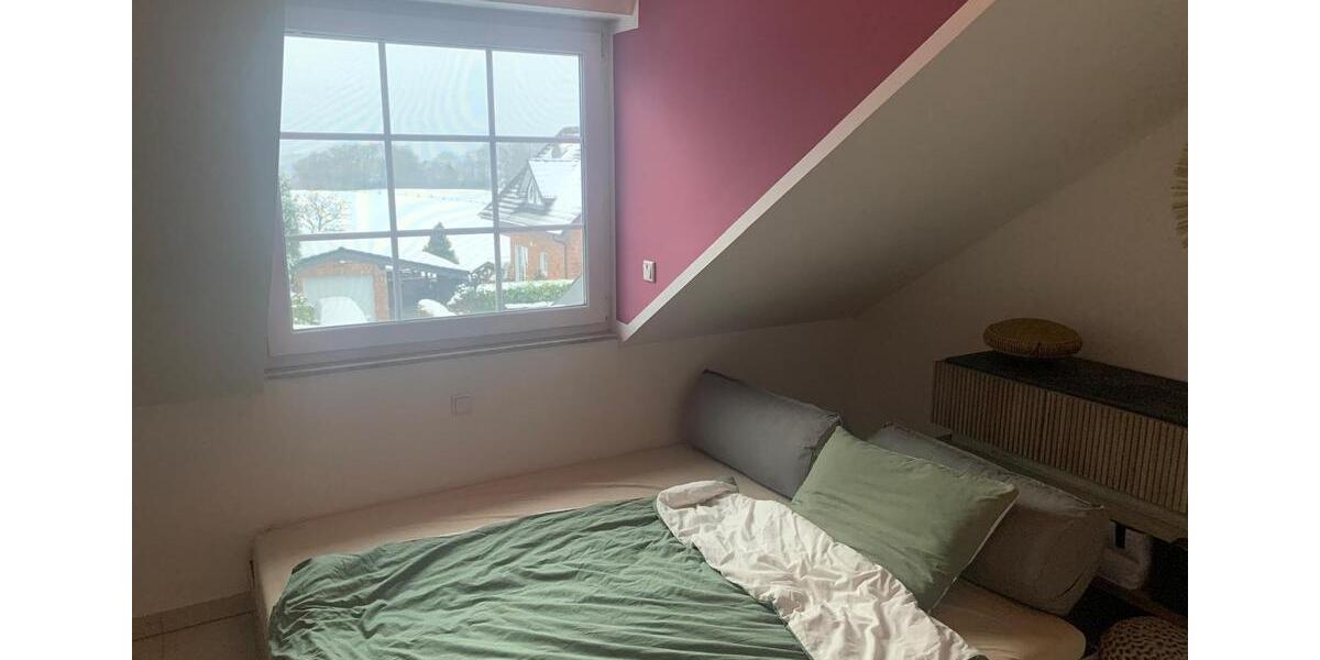 Dachgeschoßwohnung Overath - 2 Zimmer, 83 m&sup2;, 1.079&euro; | Angebot:24488192