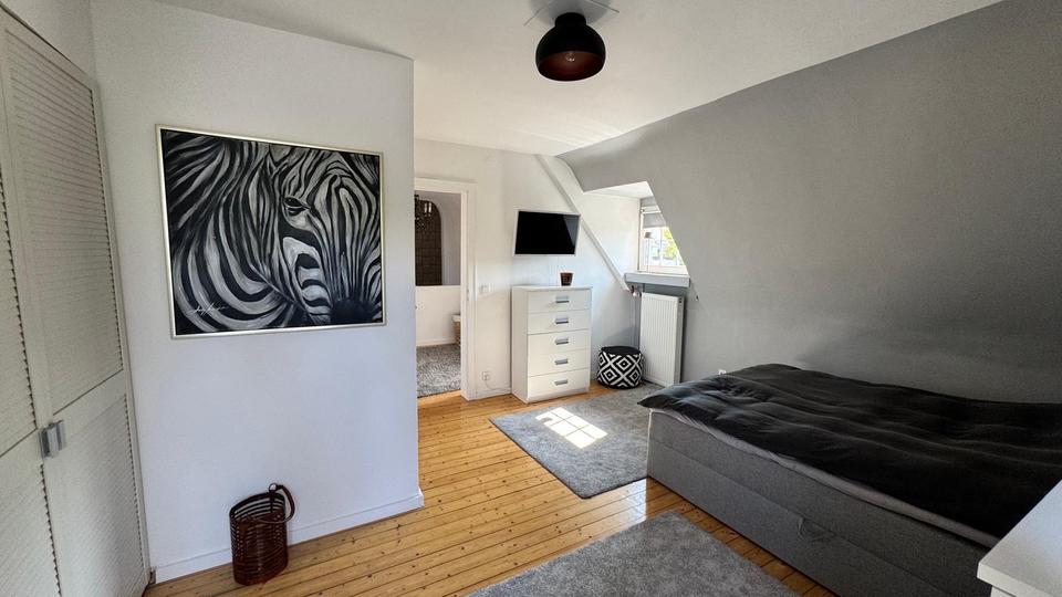 Einfamilienhaus Erftstadt - 4 Zimmer, 130 m&sup2;, 580.000&euro; | Angebot:27229999