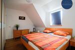 Mietshaus mit 3 SchlafZimmern, Home-Office-Bereich, Garten und Garage in Rheinbach