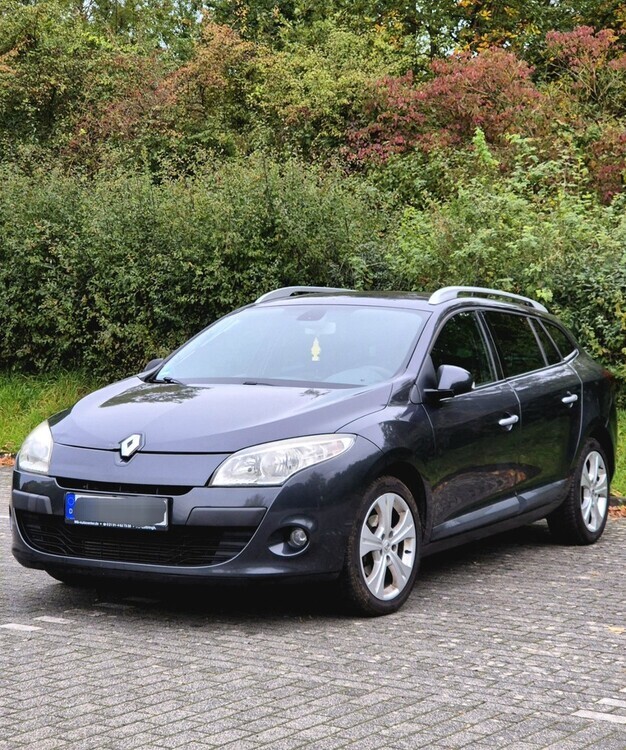 Renault Megane 214.000 km 2.499 € Niederkassel 53859