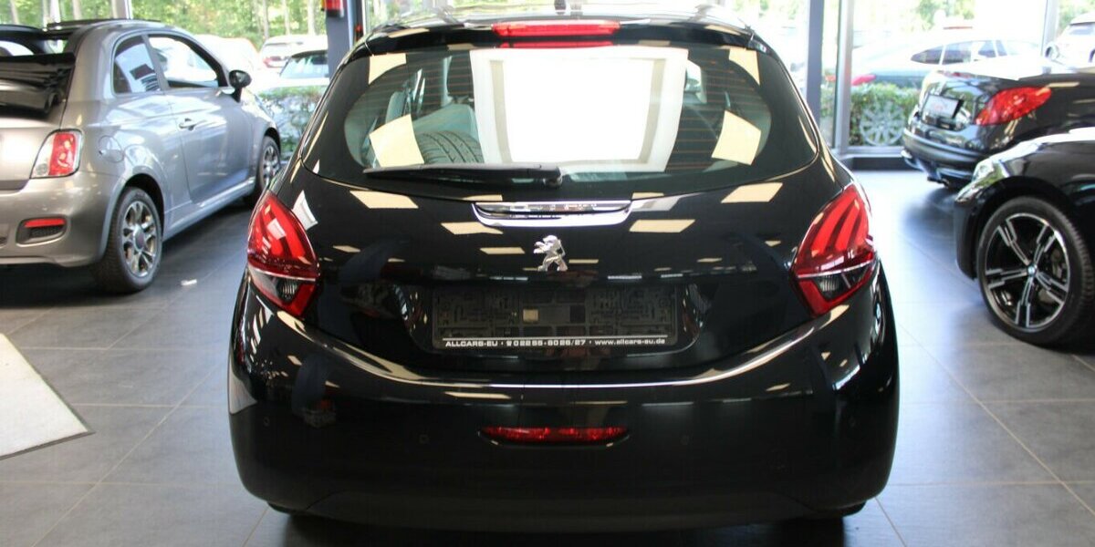 Peugeot 208 PureTech 82 72.930 km 8.980 &euro; Euskirchen 53881