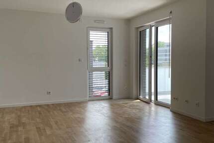 Wohnung Köln Rodenkirchen - 3 Zimmer, 88 m&sup2;, 1.920&euro; | Angebot:27187225