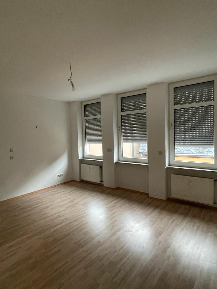 Frisch renovierte Wohnung in zentraler Lage zu vermieten!