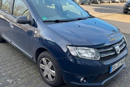Dacia Logan 179.000 km 2.400 &euro; Bonn 53227