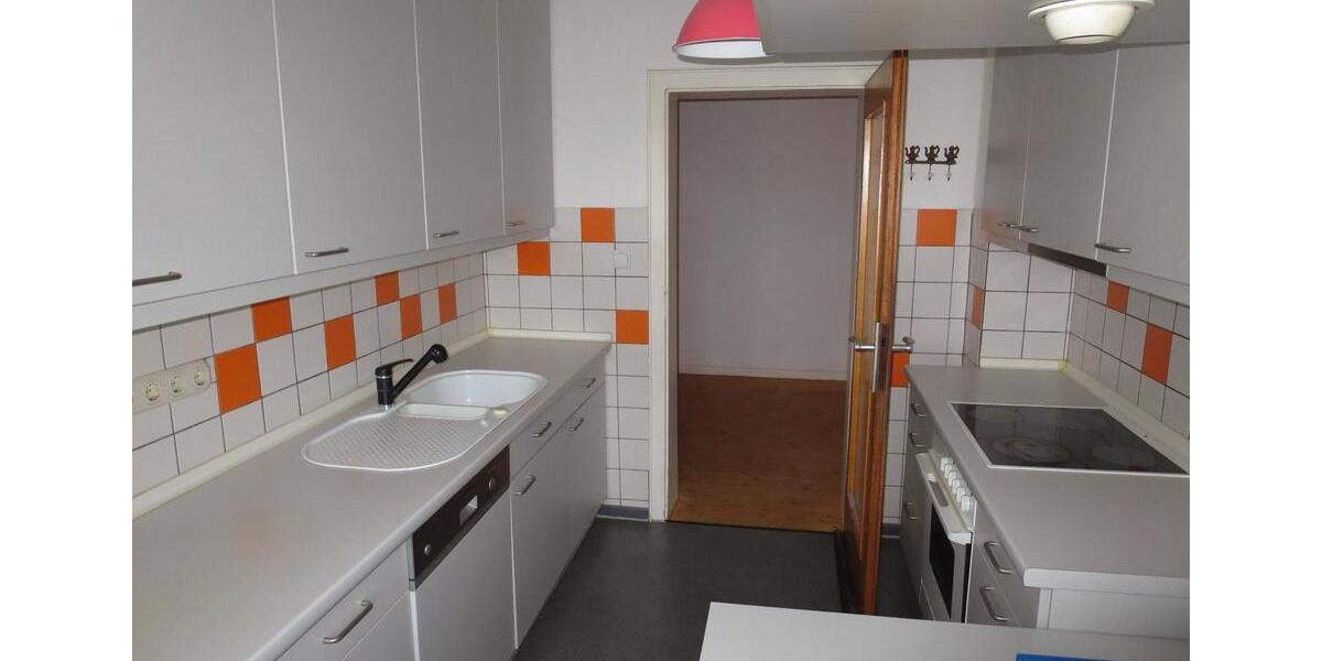 Dachgeschoßwohnung Siegburg - 3 Zimmer, 95 m&sup2;, 900&euro; | Angebot:26620071