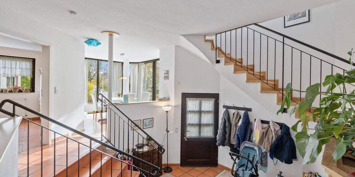 Reihenendhaus Bonn Brüser Berg - 7 Zimmer, 180 m&sup2;, 689.000&euro; | Angebot:25835504