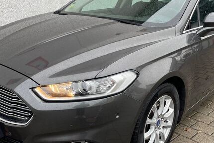 Ford Mondeo 228.000 km 6.490 &euro; Bergisch Gladbach 51467