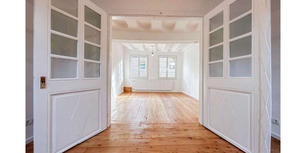 Einfamilienhaus Euskirchen Dom-Esch - 7 Zimmer, 190 m&sup2;, 2.280&euro; | Angebot:25436369