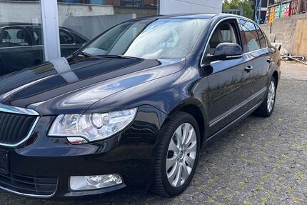 Skoda Superb 122.000 km 8.499 &euro; Erftstadt 50374