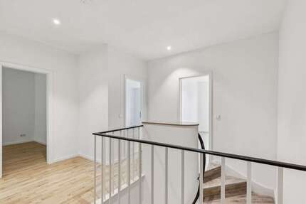 Wohnung zum Mieten in Köln 2.550 € 150 m² 5 zimmer