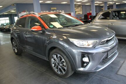Kia Stonic 28.185 km 14.980 &euro; Euskirchen 53881