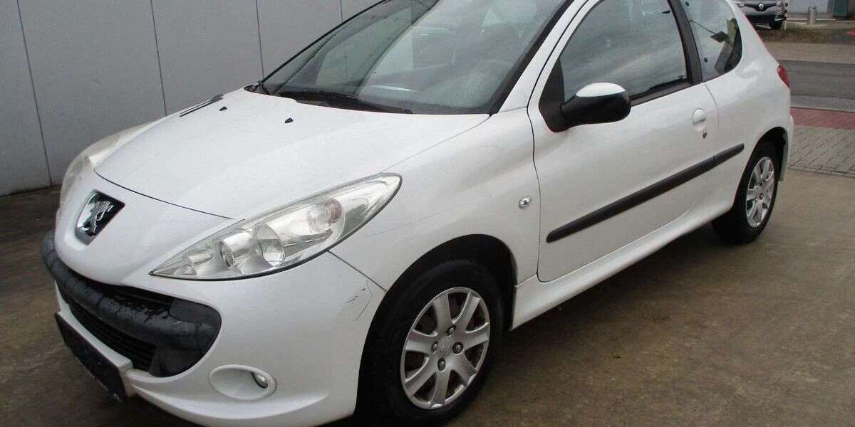 Peugeot 206 105.716 km 1.770 &euro; Köln 51105