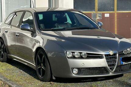 Alfa Romeo 159 149.000 km 2.950 &euro; Köln 50996