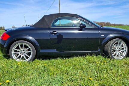 Audi TT 89.500 km 9.900 &euro; Bergisch Gladbach 51467