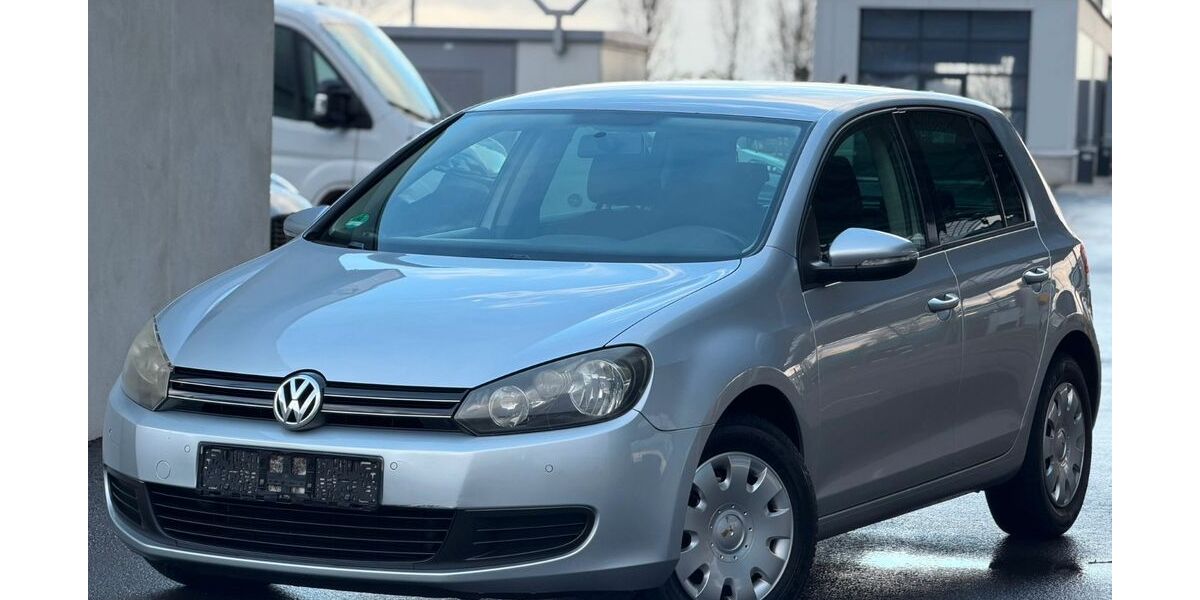 VW Golf 160.000 km 4.500 &euro; Euskirchen 53881