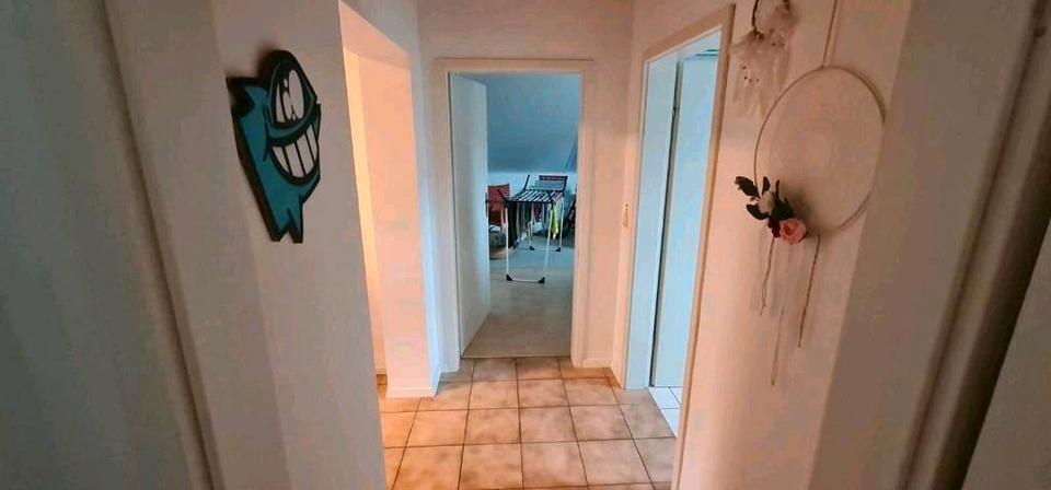 Dachgeschoßwohnung Ruppichteroth - 3.5 Zimmer, 106 m&sup2;, 264.000&euro; | Angebot:26545172