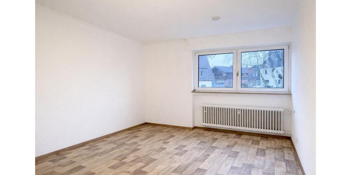 Etagenwohnung Bergisch Gladbach Gronau - 3 Zimmer, 86 m&sup2;, 950&euro; | Angebot:24510416
