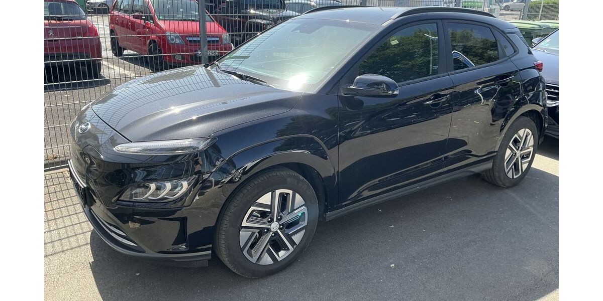 Hyundai KONA 25.757 km 19.500 &euro; Eitorf 53783