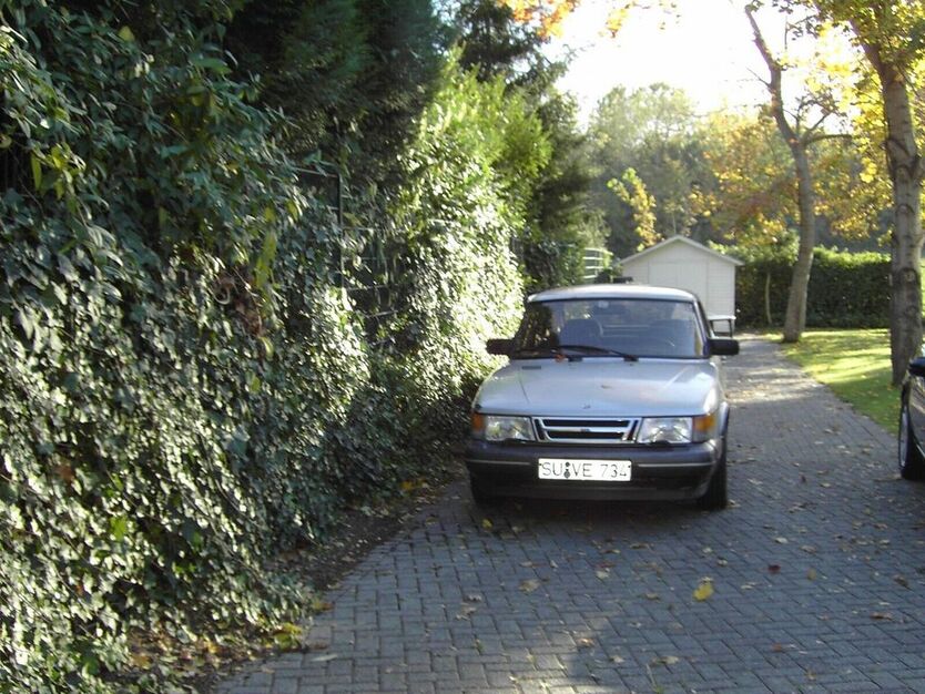 Saab 900 201.423 km 7.999 € Köln 50996