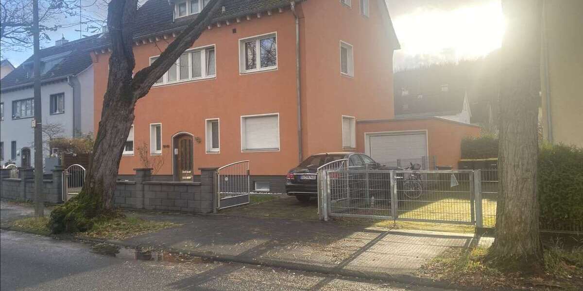 Einfamilienhaus Bonn Friesdorf - 16 Zimmer, 209 m&sup2;, 750.000&euro; | Angebot:26807916